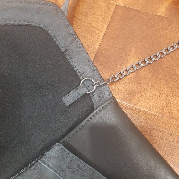 Distressed look evening purse - Picture 11 of 15